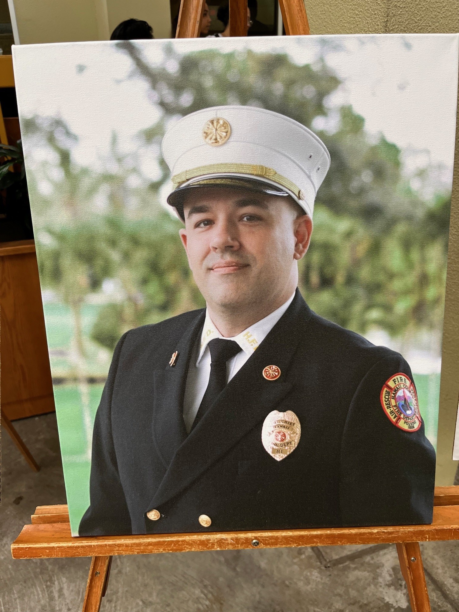 wesleyanne.barden@motorolasolutions.com