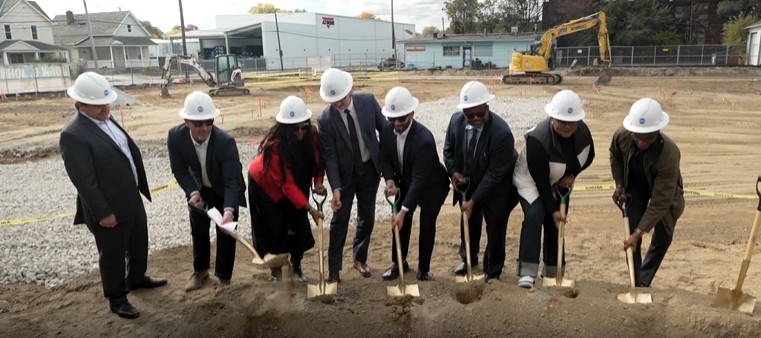 Groundbreaking ceremony with KeyBank and LISC Cleveland team members. 