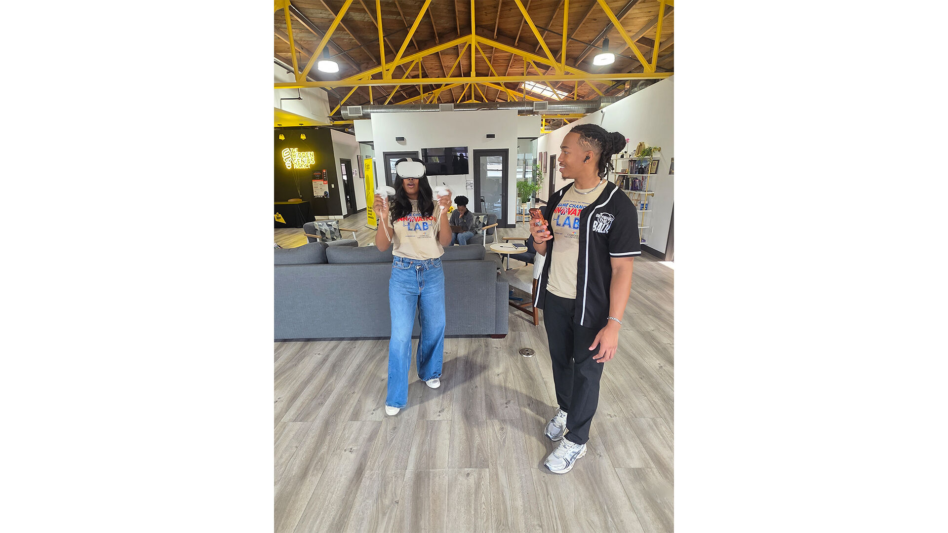 Students experience virtual reality