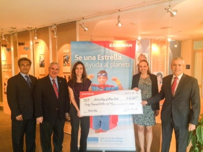 Eastman representatives present a check from the Eastman Foundation to United Way of Miami-Dade on April 24. Left to right: Victor Fernandez, Sustainability Strategy Manager for Latin America, Eastman; Harve Mogul, President & CEO, United Way of Miami-Dade; Laura Fernandez, Senior Development Officer, United Way of Miami-Dade; Chrissy Idlette, Public Affairs Representative, Eastman; Juan Carlos Parodi, Vice President and Managing Director, Latin America, Eastman