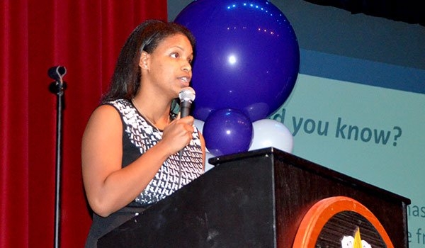 Dating abuse survivor and advocate for loveisrespect, Anitra Edwards bravely told her story to students